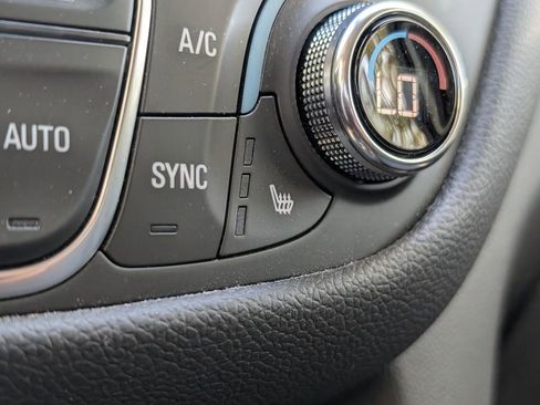 Used 2020 Chevrolet Equinox LT image 28