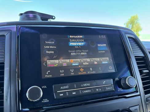 Used 2023 Nissan Titan SV w/ SV Convenience Package RWD image 23