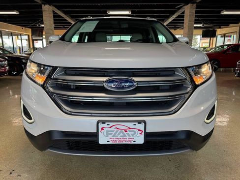 Used 2016 Ford Edge Titanium w/ Technology Package FWD image 2