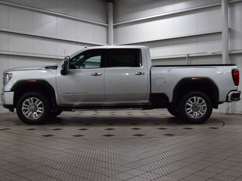 Used 2023 GMC Sierra 2500 Denali AWD/4WD image 4