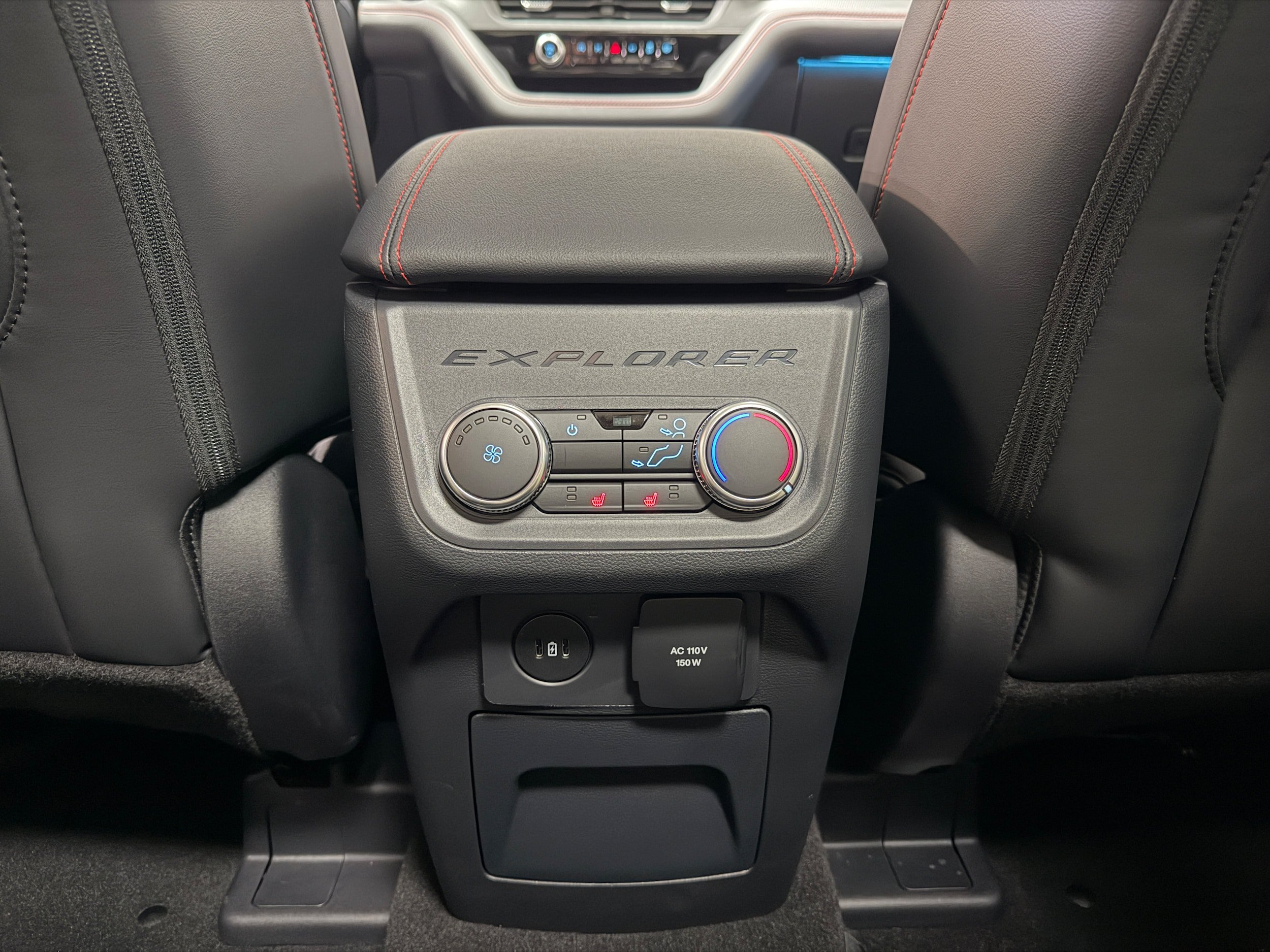 Used 2026 Ford Explorer ST-Line w/ ST-Line Street Pack AWD/4WD image 13
