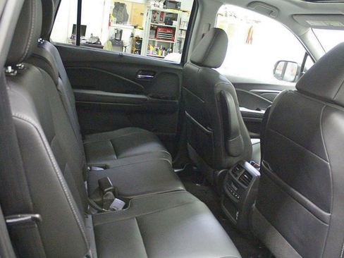Used 2022 Honda Pilot Special Edition image 16