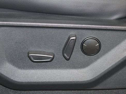 New 2026 Ford F250 Lariat w/ Chrome Package image 23