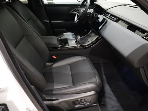 Used 2026 Land Rover Range Rover Velar Dynamic SE image 16
