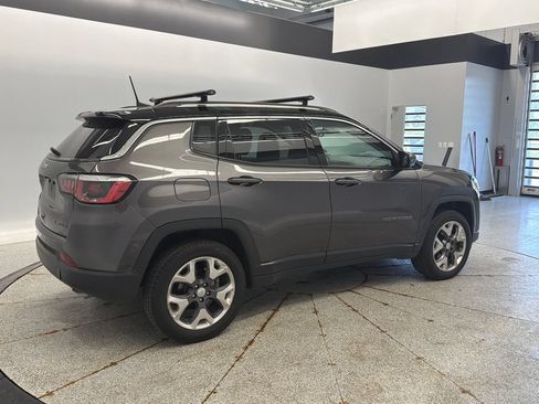 Used 2018 Jeep Compass Limited w/ Navigation Group AWD/4WD image 9