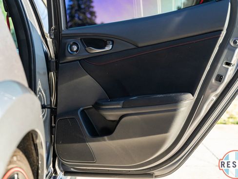 Used 2019 Honda Civic Type R image 16