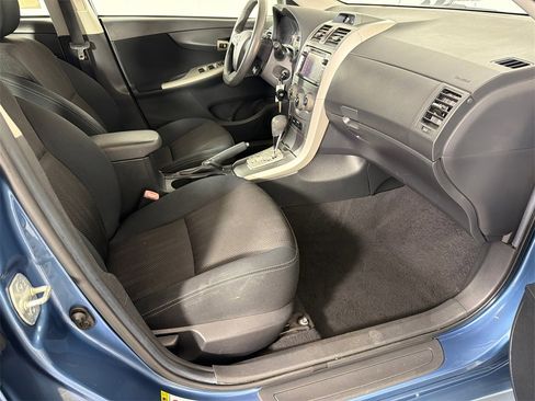 Used 2013 Toyota Corolla S image 13