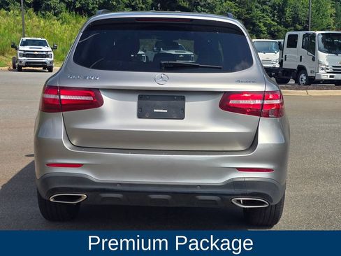Used 2019 Mercedes-Benz GLC 300 4MATIC image 3