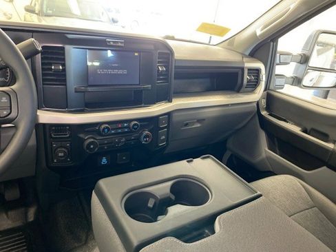New 2026 Ford F350 XL w/ FX4 Off-Road Package image 32