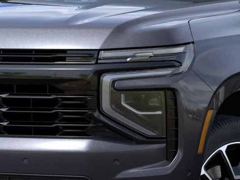 New 2026 Chevrolet Suburban RST w/ Comfort Package AWD/4WD image 10