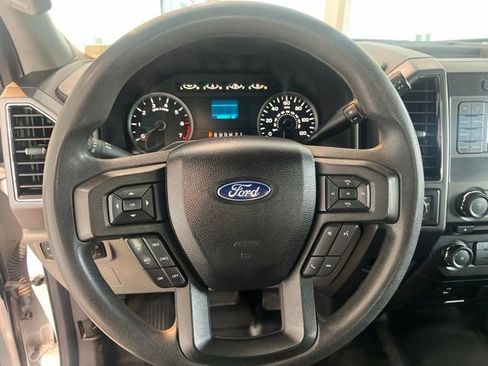 Used 2017 Ford F150 XLT AWD/4WD image 21