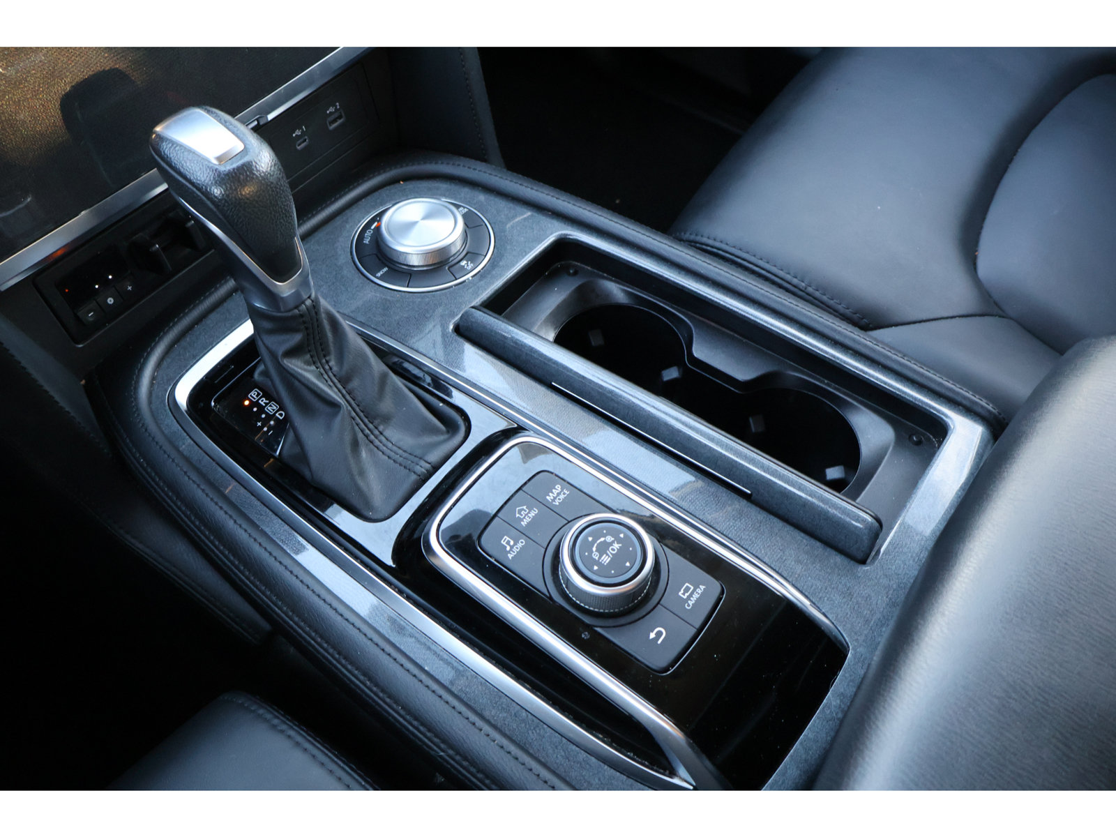 Used 2024 Nissan Armada SV AWD/4WD image 27