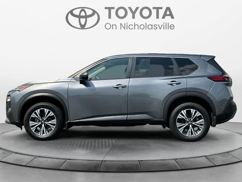Used 2023 Nissan Rogue SV AWD/4WD image 2