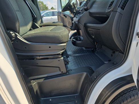 Used 2023 RAM ProMaster 2500 image 39