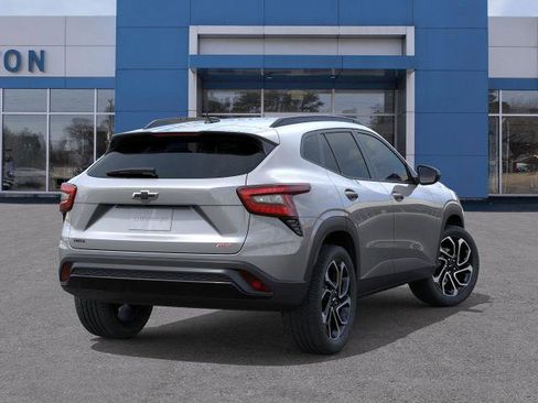 New 2026 Chevrolet Trax RS w/ Sunroof Package image 25