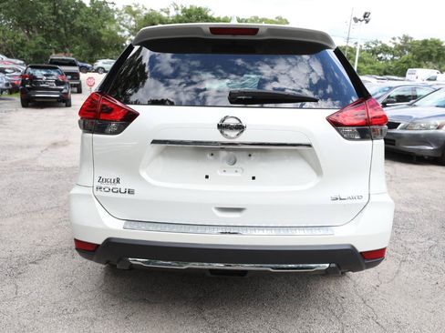 Used 2017 Nissan Rogue SL w/ SL Premium Package AWD/4WD image 7
