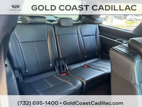 Used 2019 Ford Expedition XLT w/ Equipment Group 201A AWD/4WD image 11