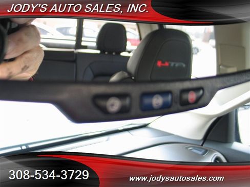 Used 2022 GMC Canyon AT4 w/ Trailering Package AWD/4WD image 15