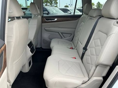 Certified 2026 Volkswagen Atlas SE FWD image 16