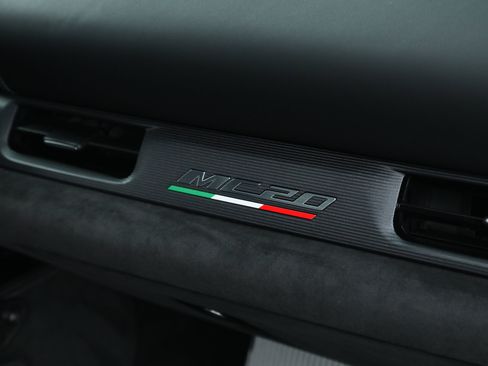 Used 2025 Maserati MC20 Coupe RWD image 30