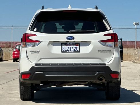 Used 2019 Subaru Forester Limited w/ Popular Package #3 AWD/4WD image 4