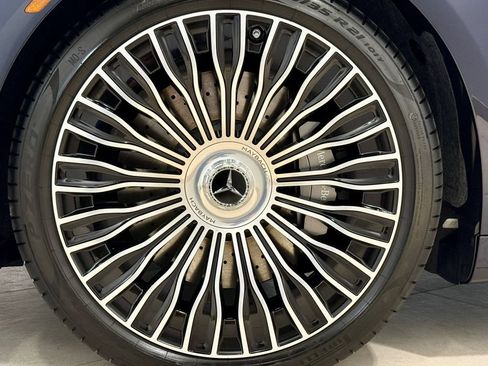 Used 2026 Mercedes-Benz Maybach S 680 4MATIC image 14
