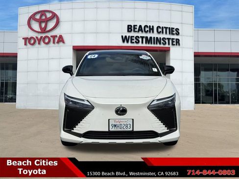 Used 2024 Lexus RZ 300e Premium w/ Technology Package FWD image 4