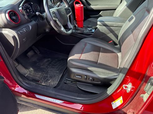 Used 2022 Chevrolet Blazer RS w/ Enhanced Convenience Package FWD image 8
