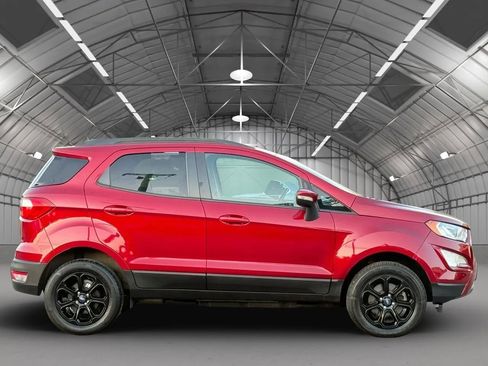 Used 2018 Ford EcoSport SE w/ SE Convenience Package image 8