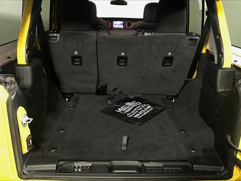 Used 2020 Jeep Wrangler Unlimited Rubicon AWD/4WD image 26