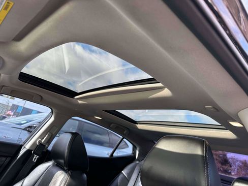 Used 2017 Nissan Maxima Platinum image 20