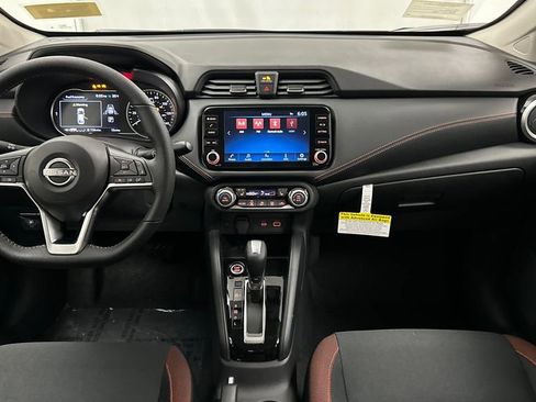 Used 2024 Nissan Versa SR w/ Trunk Package image 20