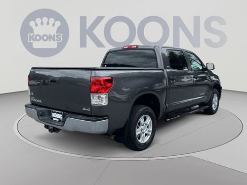 Used 2012 Toyota Tundra 4x4 CrewMax w/ SR5 Pkg image 7