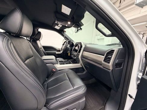 Used 2022 Ford F250 Lariat image 30
