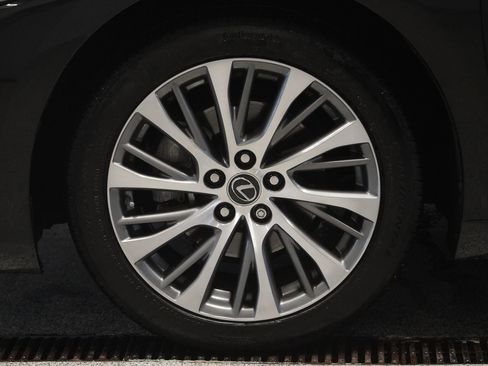 Used 2021 Lexus ES 350 ES 350 w/ Premium Package image 9