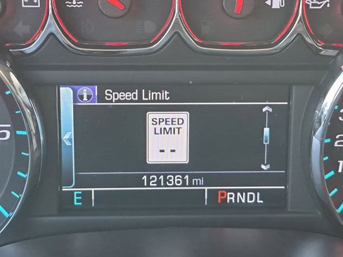 Used 2018 Chevrolet Silverado 1500 LT w/ Texas Edition image 2