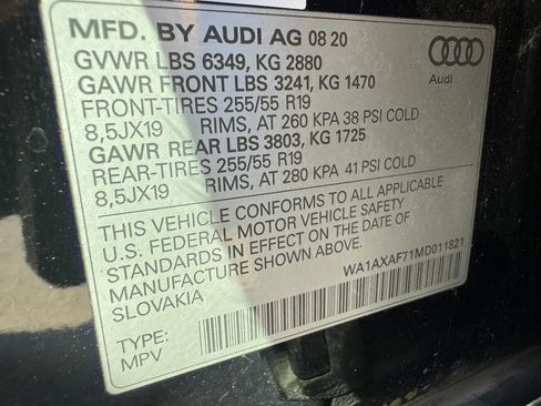 Used 2021 Audi Q7 3.0T Premium image 37