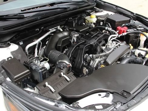 Certified 2025 Subaru Outback Limited AWD/4WD image 15