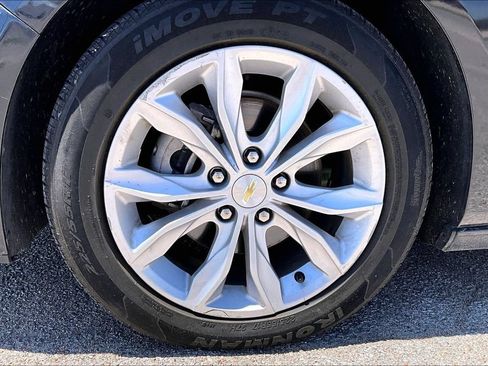 Used 2023 Chevrolet Malibu LT FWD image 9