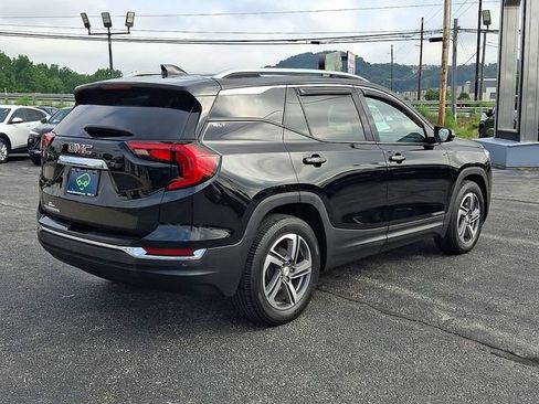 Certified 2020 GMC Terrain SLT w/ Preferred Package FWD image 2