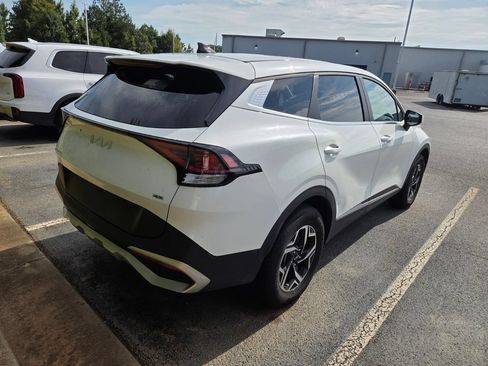 Used 2024 Kia Sportage LX AWD/4WD image 10
