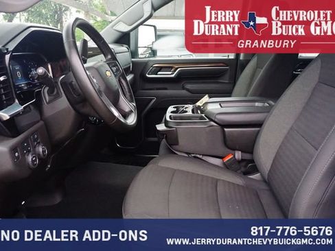 Used 2025 Chevrolet Silverado 2500 LT w/ Convenience Package AWD/4WD image 18