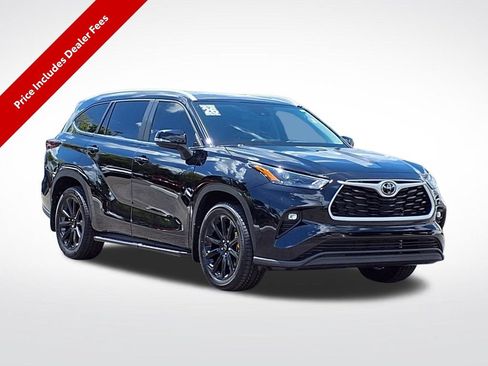 Used 2026 Toyota Highlander XLE AWD/4WD image 1