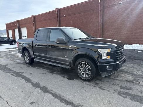 Used 2017 Ford F150 XLT w/ Equipment Group 302A Luxury image 11