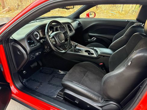 Used 2023 Dodge Challenger R/T Scat Pack w/ T/A Package RWD image 15