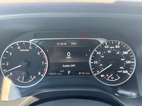Used 2021 Nissan Rogue SL AWD/4WD image 14