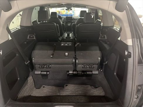Used 2024 Honda Odyssey Elite image 12