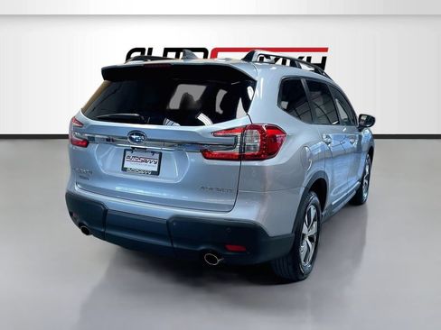 Used 2025 Subaru Ascent Premium AWD/4WD image 7