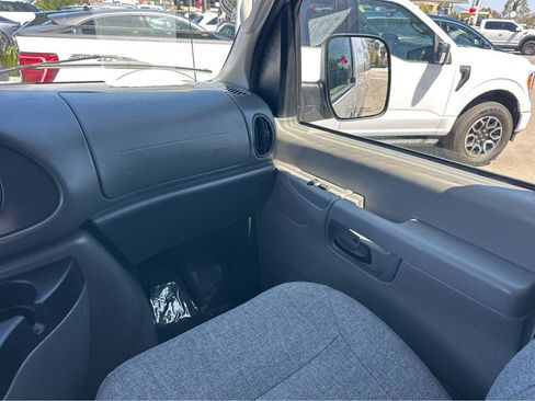 Used 2007 Ford E-150 and Econoline 150 RWD image 15