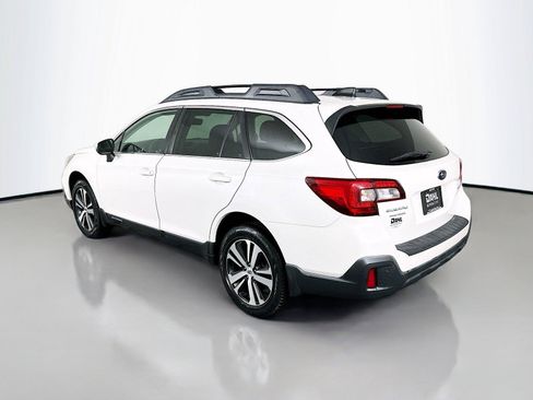 Used 2018 Subaru Outback 2.5i Limited AWD/4WD image 10